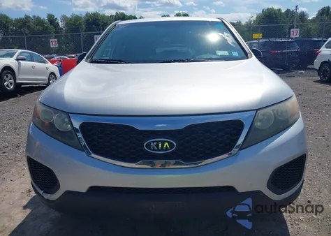 2011 Kia Sorento Lx z USA, uszkodzony, nr VIN 5XYKT3A14BG185983